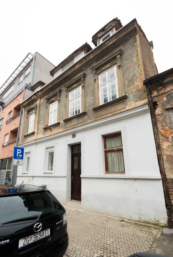 H4U Smart Deluxe Appartement Zagreb Buitenkant foto