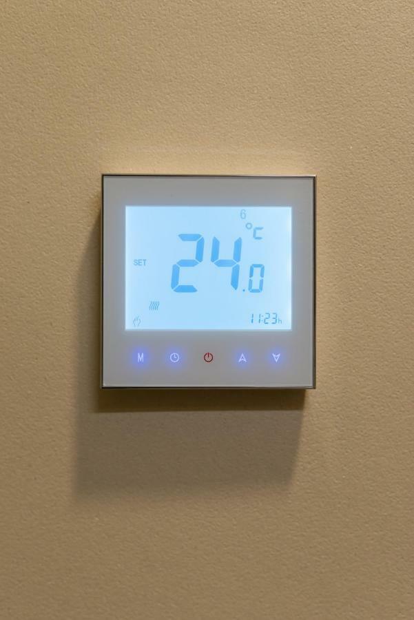 H4U Smart Deluxe Appartement Zagreb Buitenkant foto