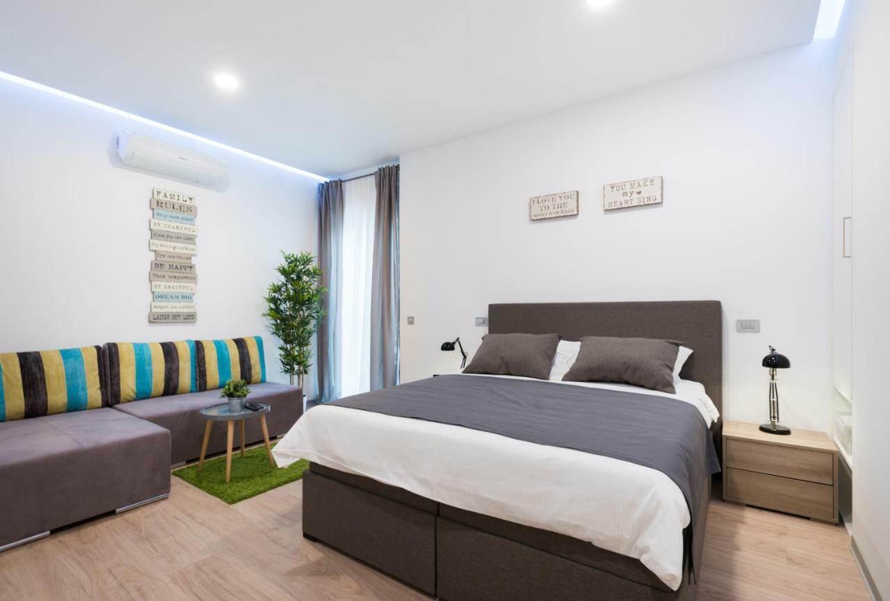 H4U Smart Deluxe Appartement Zagreb Buitenkant foto