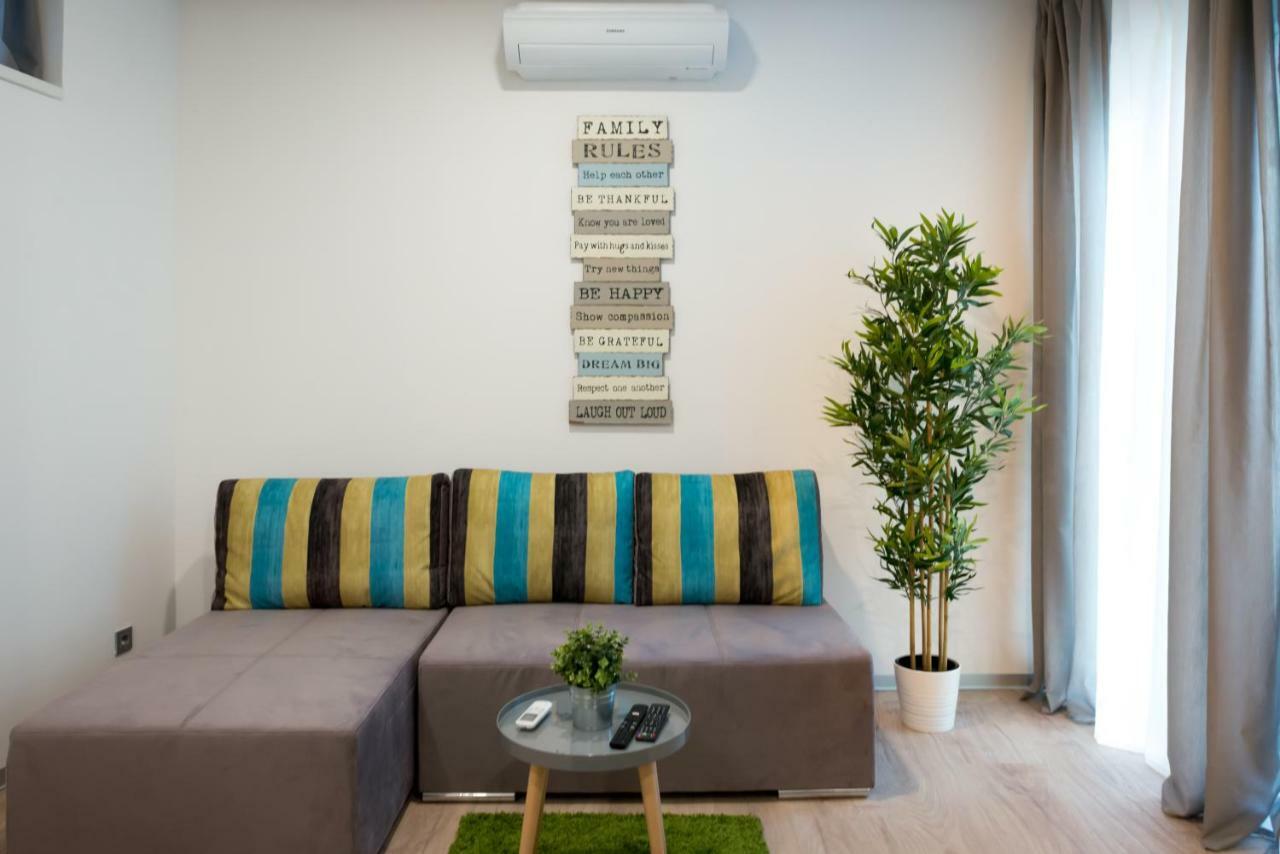 H4U Smart Deluxe Appartement Zagreb Buitenkant foto