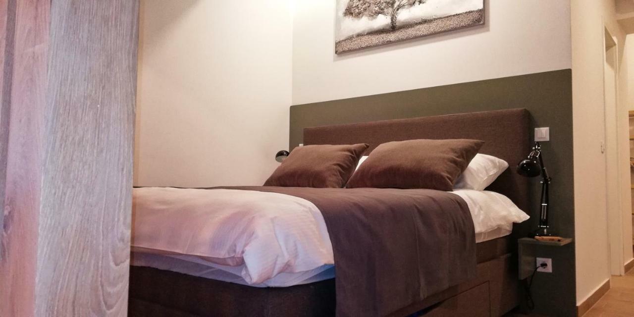 H4U Smart Deluxe Appartement Zagreb Buitenkant foto